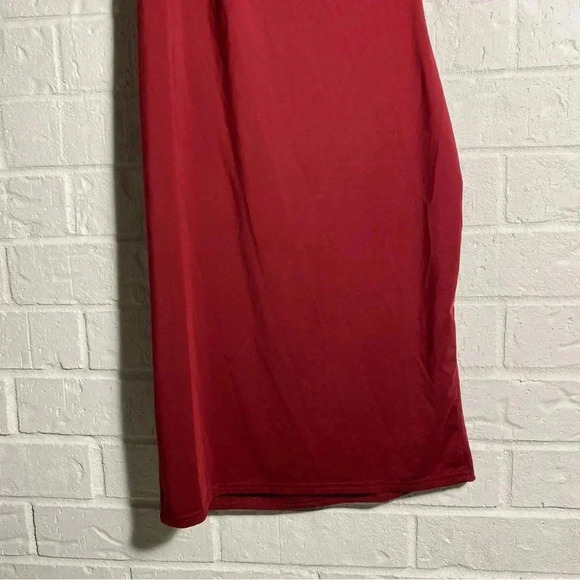 Red Bodycon Mini Dress Size Medium With Chest Cutout Sexy Black Shoulder Flirty - Picture 6 of 14